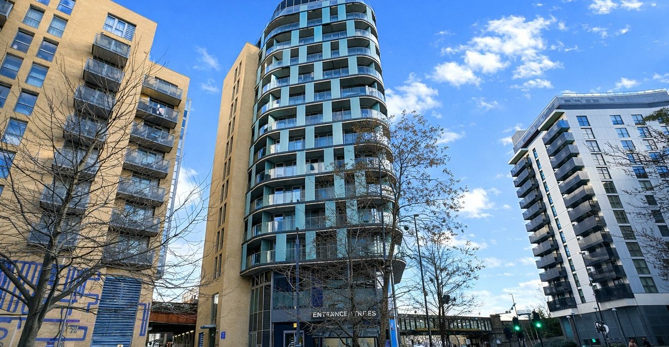 1 bedroom property for sale in London | Robinson Jackson