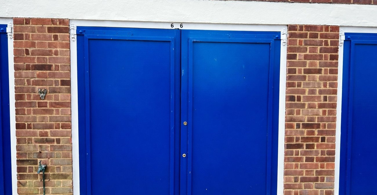 2 bedroom property for sale in London | Robinson Jackson