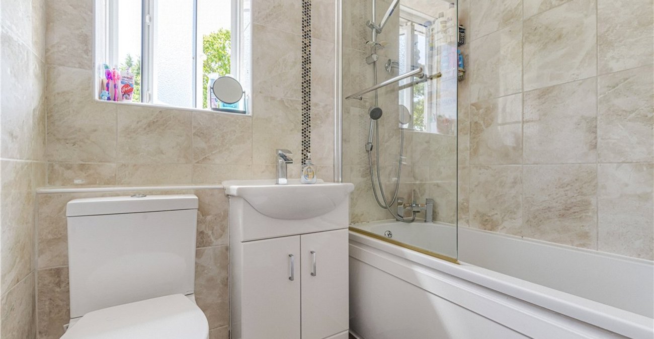 3 bedroom house for sale in Orpington | Robinson Jackson