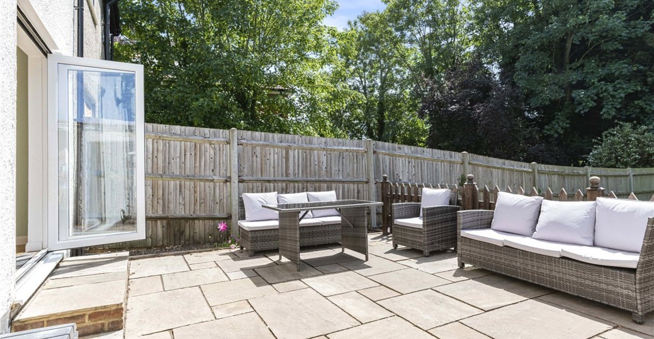 3 bedroom house for sale in Orpington | Robinson Jackson
