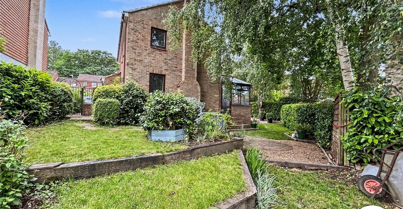 4 bedroom house for sale in Walderslade | Robinson Michael & Jackson