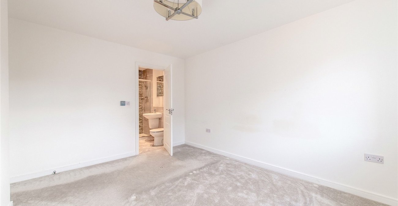 4 bedroom house for sale in Gravesend | Robinson Michael & Jackson