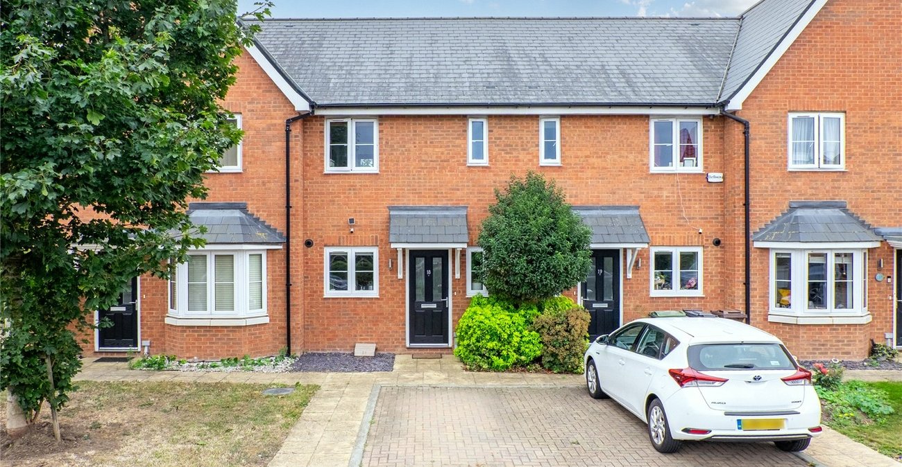 2 bedroom house for sale in Gravesend | Robinson Michael & Jackson