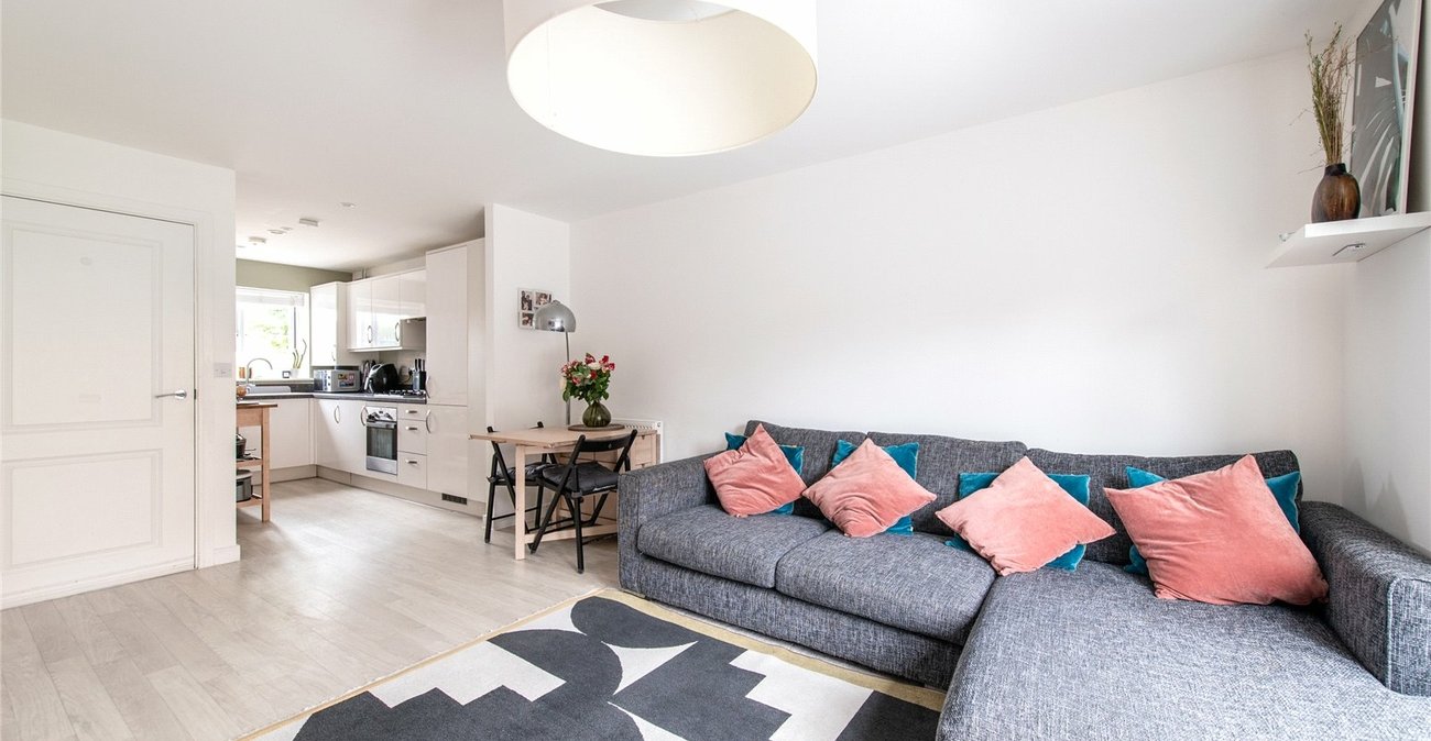 2 bedroom house for sale in Gravesend | Robinson Michael & Jackson