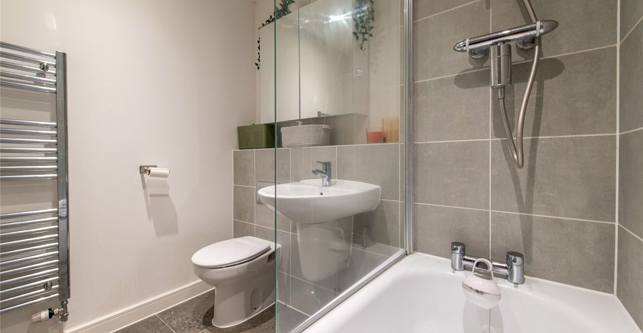 2 bedroom house for sale in Gravesend | Robinson Michael & Jackson