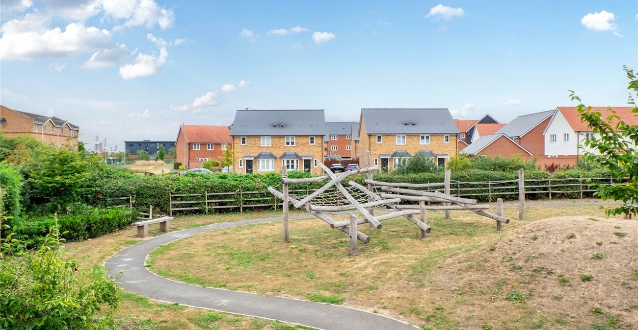 2 bedroom house for sale in Gravesend | Robinson Michael & Jackson