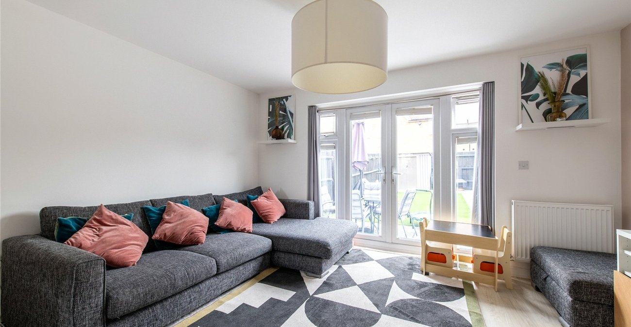 2 bedroom house for sale in Gravesend | Robinson Michael & Jackson