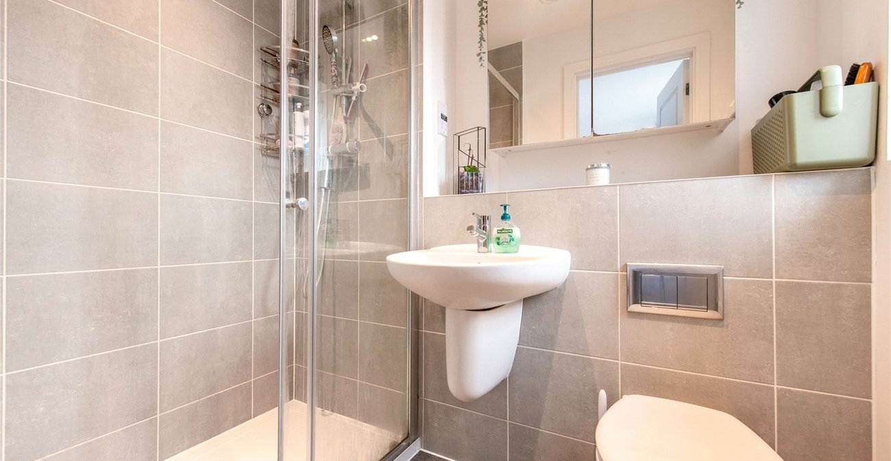 2 bedroom house for sale in Gravesend | Robinson Michael & Jackson