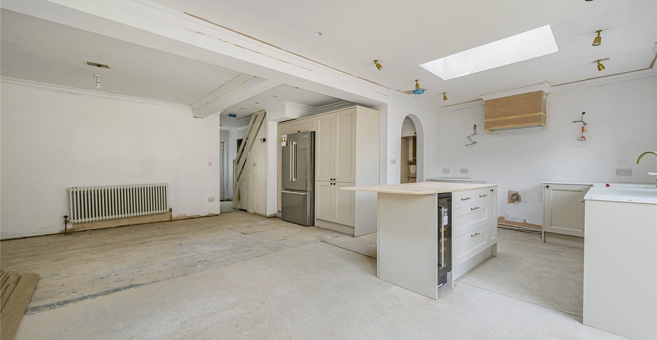 3 bedroom house for sale in Welling | Robinson Jackson