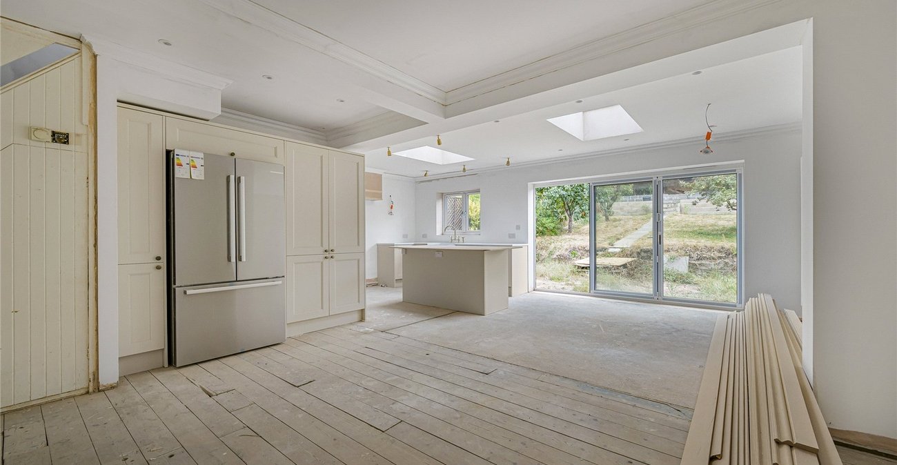 3 bedroom house for sale in Welling | Robinson Jackson