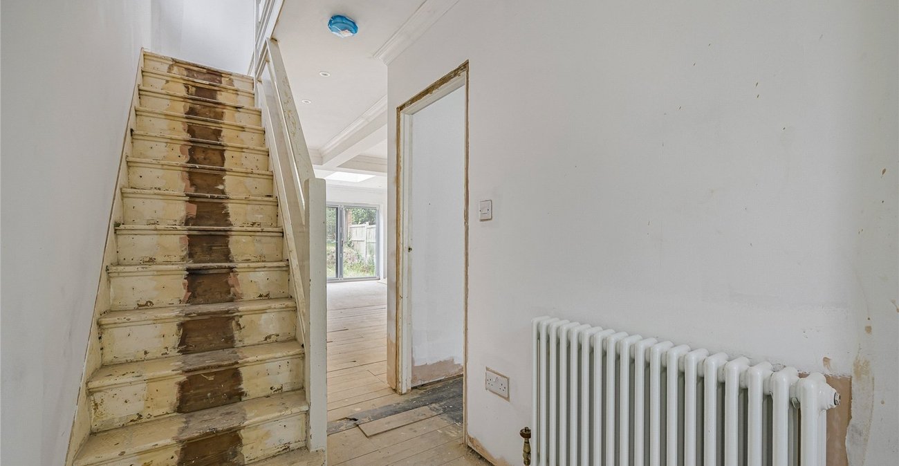 3 bedroom house for sale in Welling | Robinson Jackson
