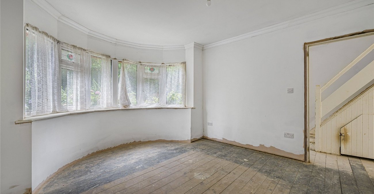 3 bedroom house for sale in Welling | Robinson Jackson