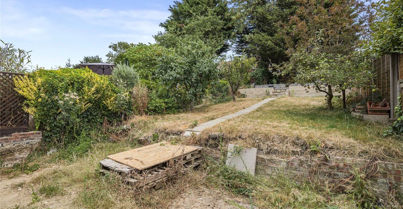3 bedroom house for sale in Welling | Robinson Jackson
