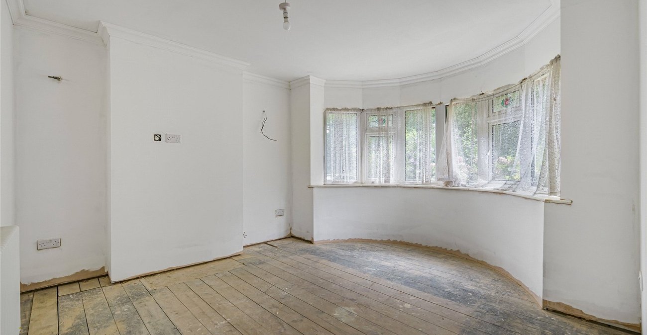 3 bedroom house for sale in Welling | Robinson Jackson