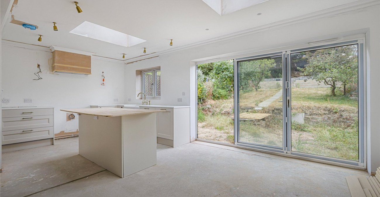 3 bedroom house for sale in Welling | Robinson Jackson