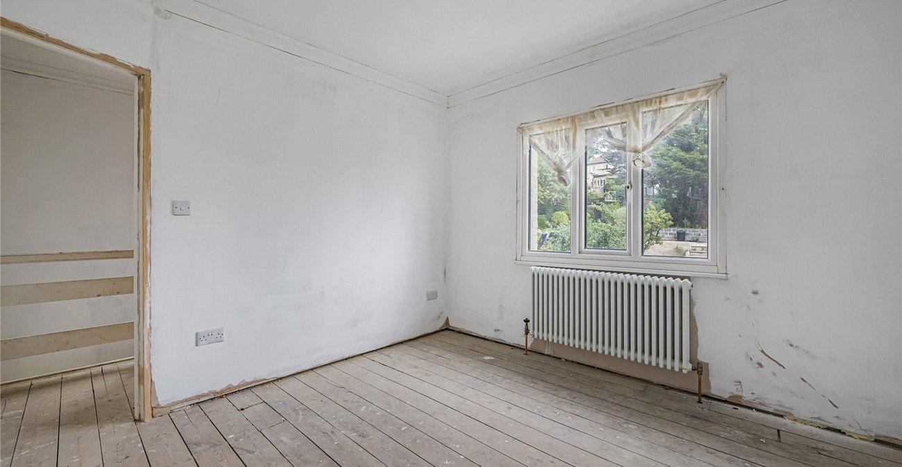 3 bedroom house for sale in Welling | Robinson Jackson