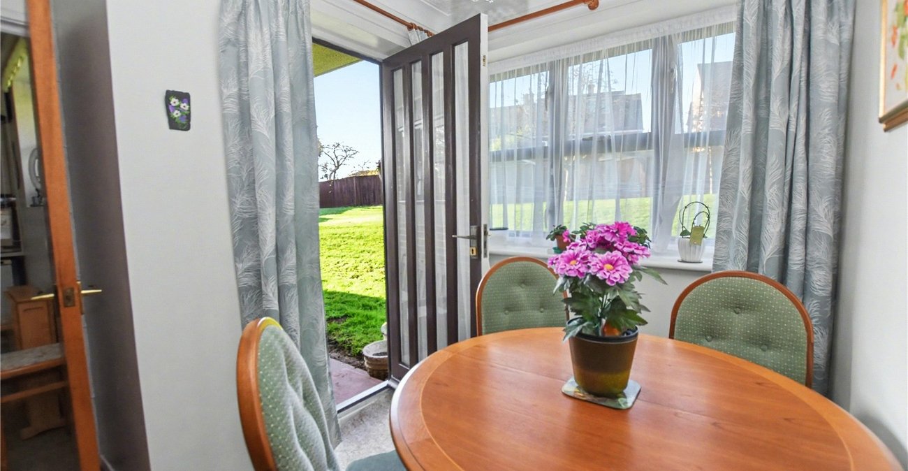 2 bedroom property for sale in Crayford | Robinson Jackson