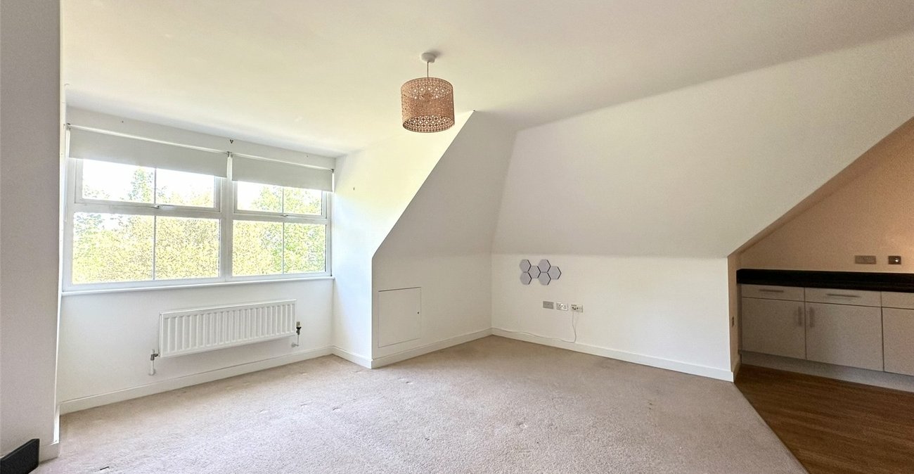 1 bedroom property for sale in Greenhithe | Robinson Jackson