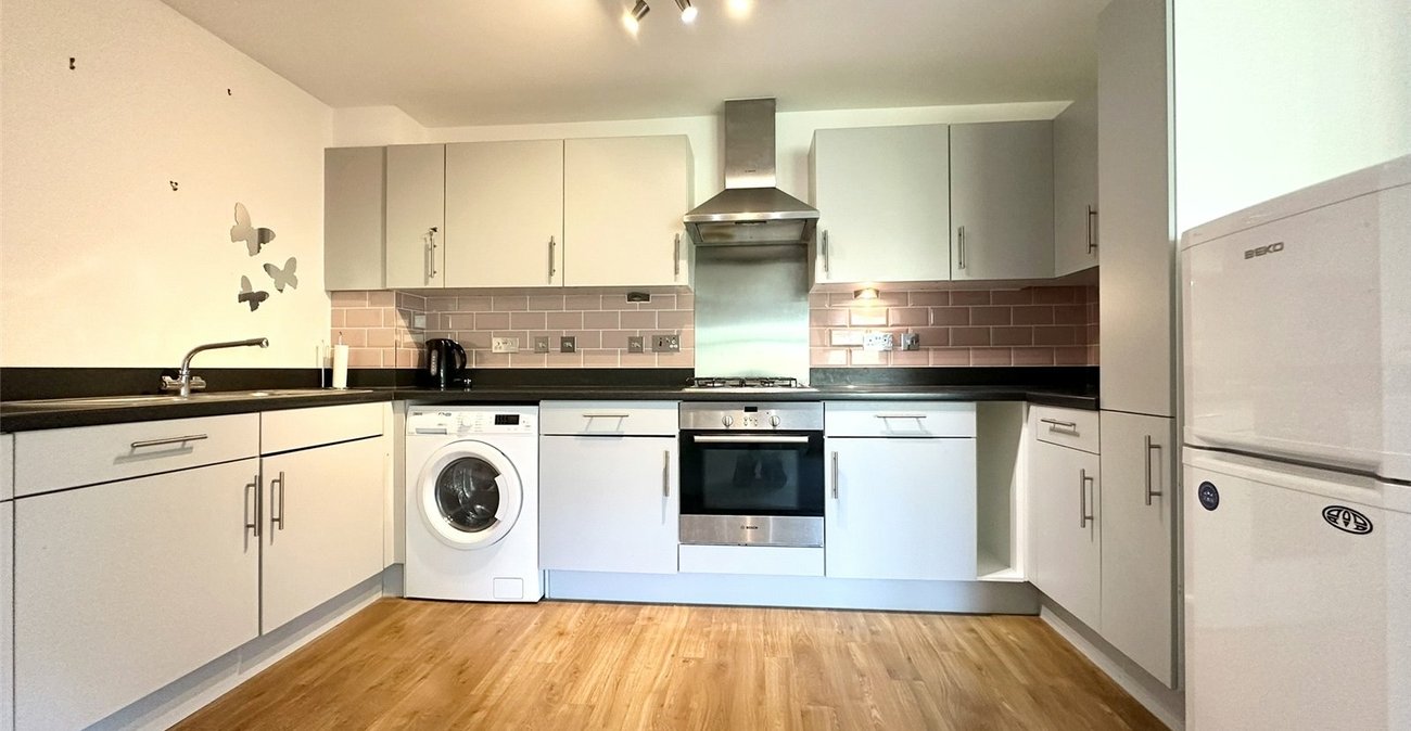 1 bedroom property for sale in Greenhithe | Robinson Jackson