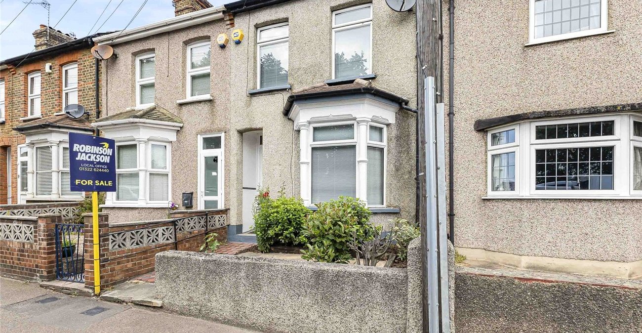 3 bedroom house for sale in Greenhithe | Robinson Jackson