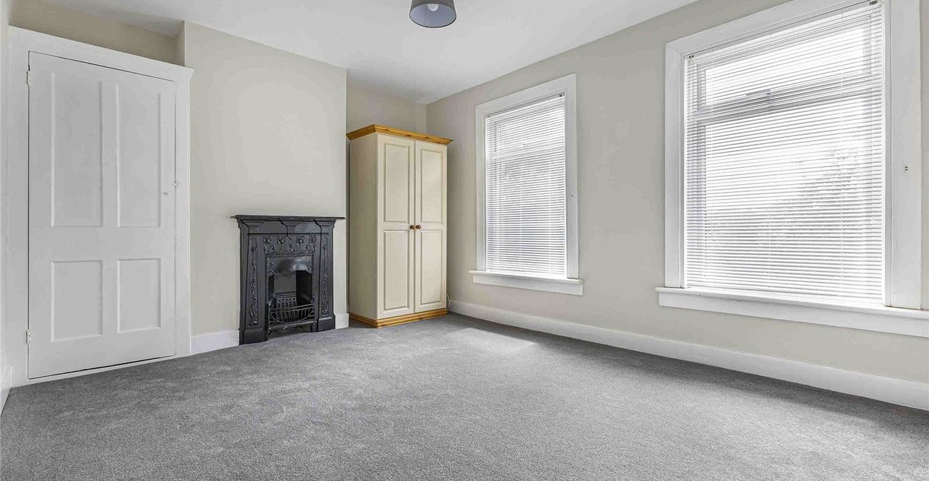 3 bedroom house for sale in Greenhithe | Robinson Jackson