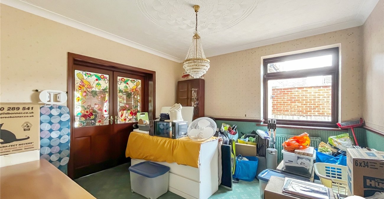 4 bedroom bungalow for sale in Newington | Robinson Michael & Jackson