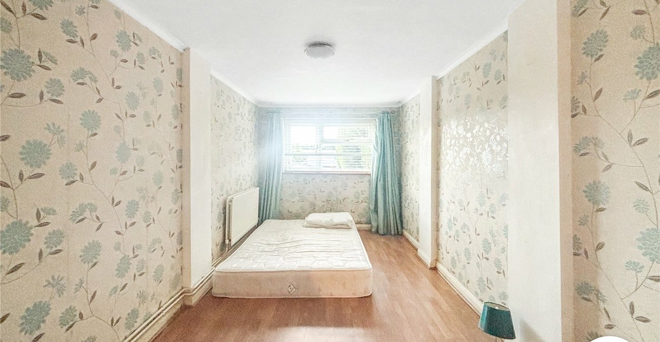 3 bedroom bungalow for sale in Newington | Robinson Michael & Jackson