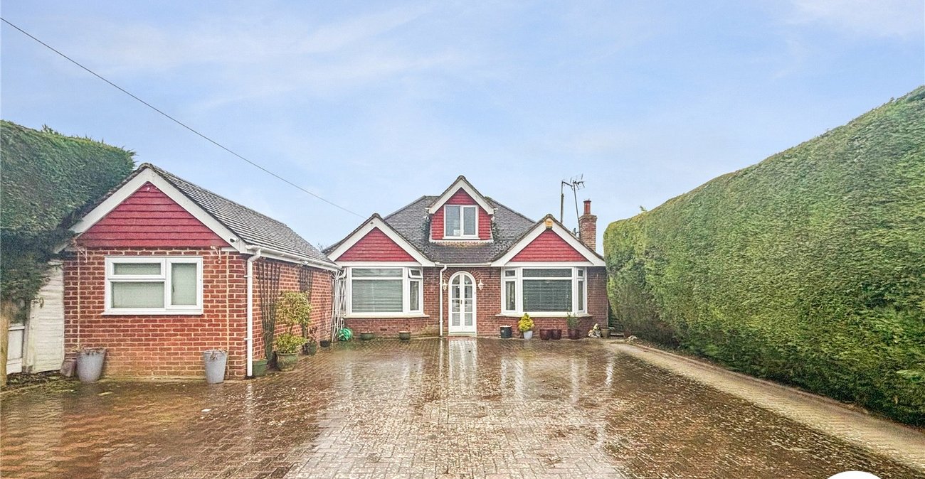 3 bedroom bungalow for sale in Newington | Robinson Michael & Jackson