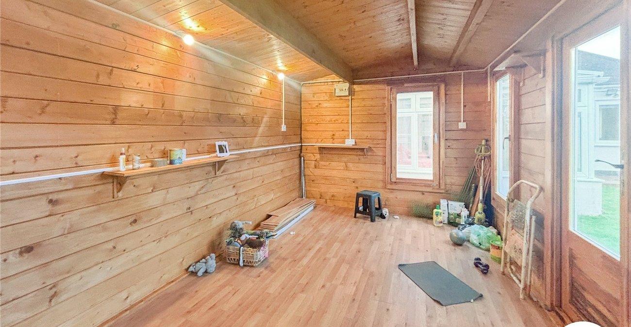 3 bedroom bungalow for sale in Newington | Robinson Michael & Jackson