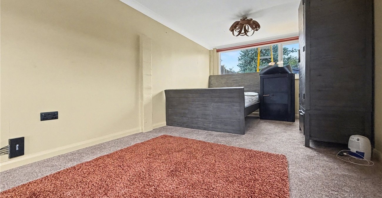 4 bedroom bungalow for sale in Newington | Robinson Michael & Jackson
