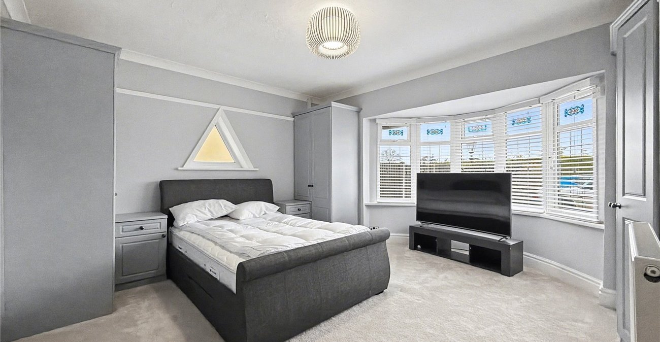 4 bedroom bungalow for sale in Newington | Robinson Michael & Jackson