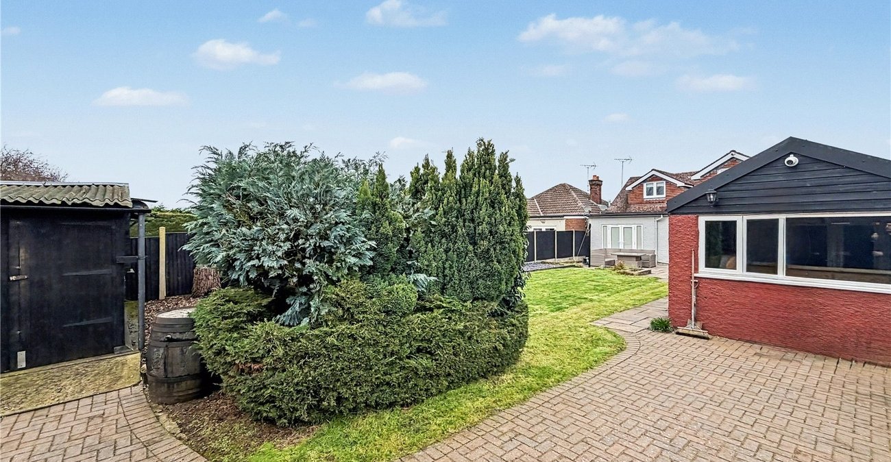 4 bedroom bungalow for sale in Newington | Robinson Michael & Jackson