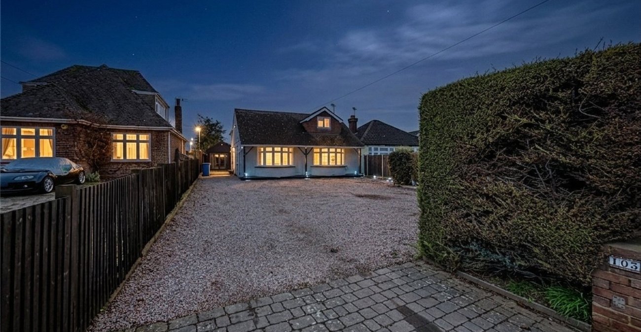 4 bedroom bungalow for sale in Newington | Robinson Michael & Jackson