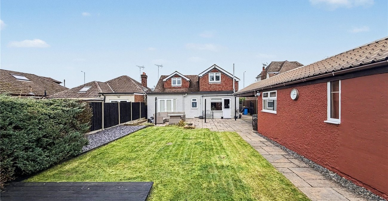 4 bedroom bungalow for sale in Newington | Robinson Michael & Jackson