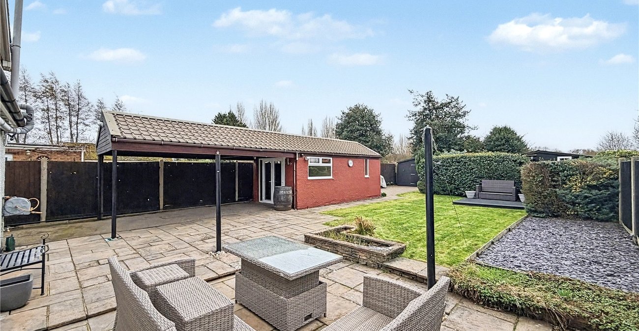 4 bedroom bungalow for sale in Newington | Robinson Michael & Jackson