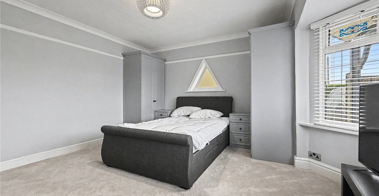 4 bedroom bungalow for sale in Newington | Robinson Michael & Jackson