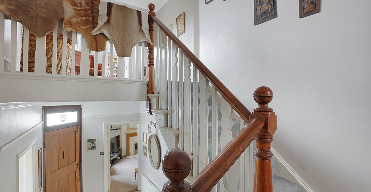 4 bedroom house for sale in Rainham | Robinson Michael & Jackson