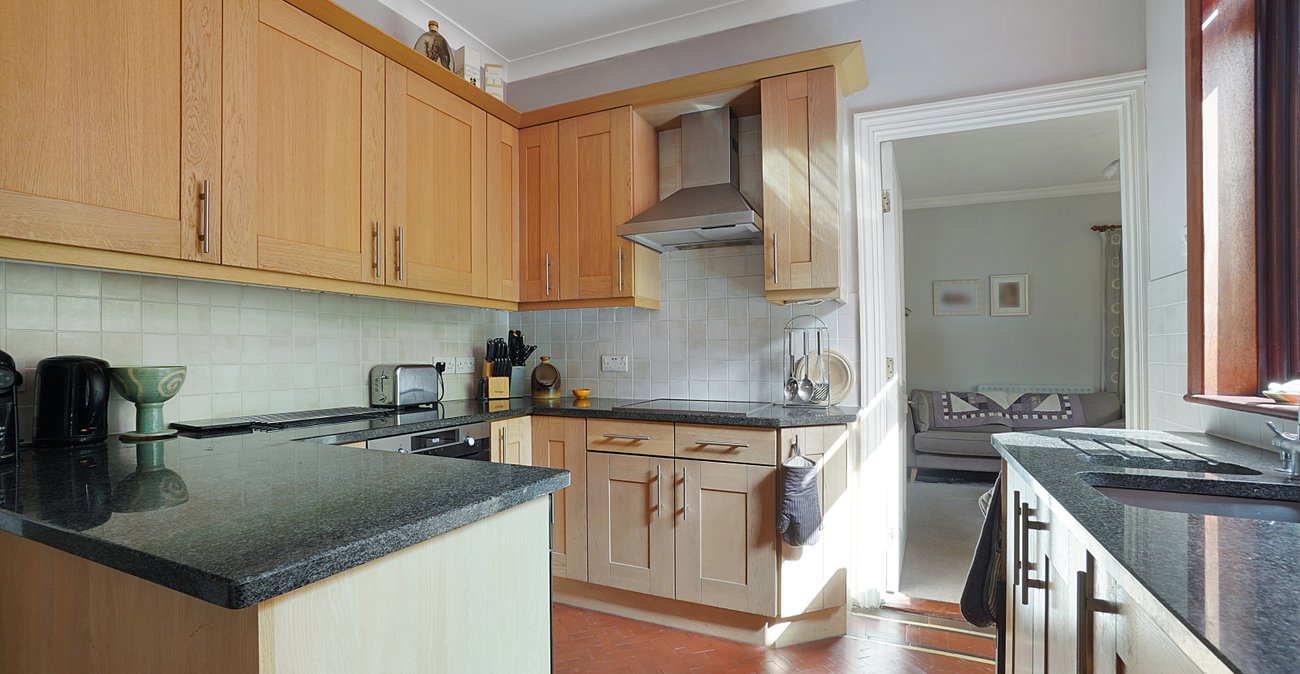 4 bedroom house for sale in Rainham | Robinson Michael & Jackson