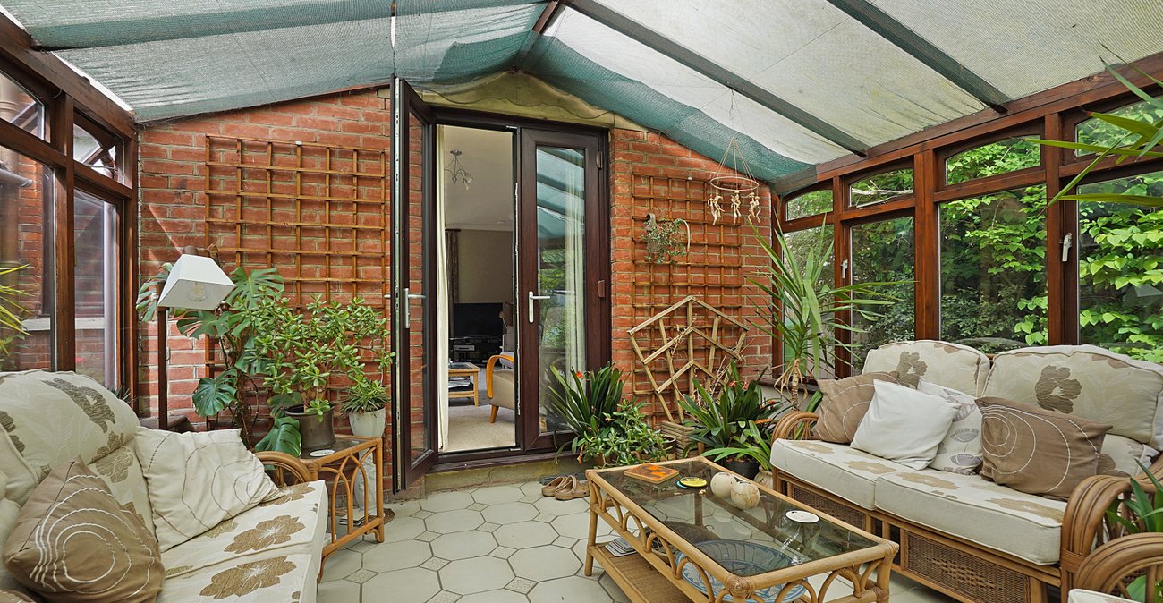 4 bedroom house for sale in Rainham | Robinson Michael & Jackson