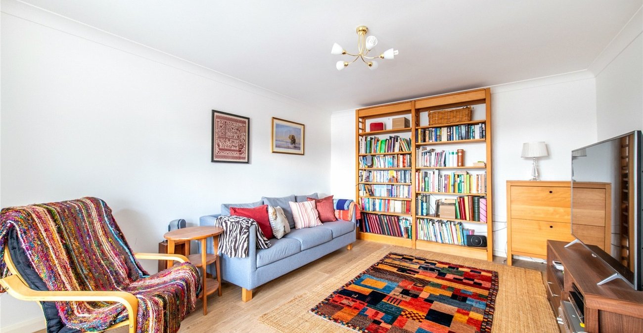 4 bedroom house for sale in Rainham | Robinson Michael & Jackson