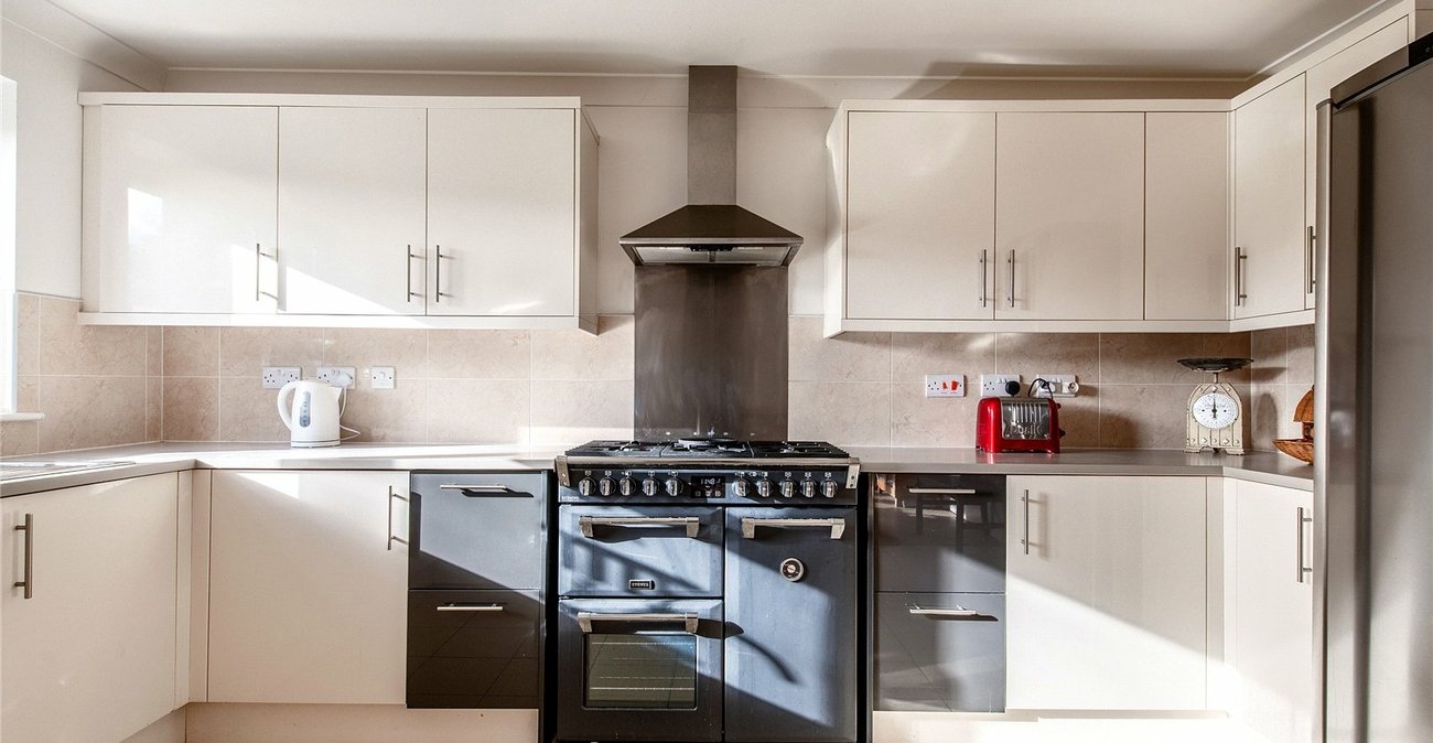 4 bedroom house for sale in Rainham | Robinson Michael & Jackson