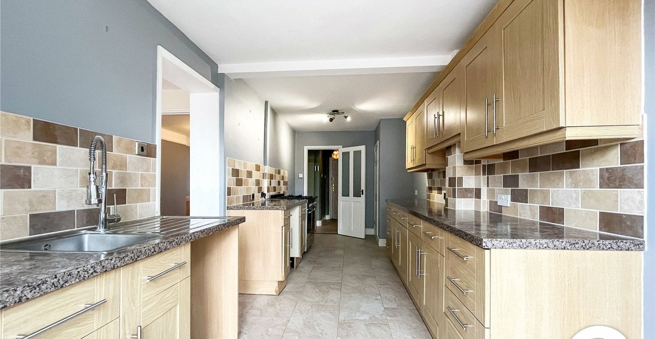 3 bedroom house for sale in Sittingbourne | Robinson Michael & Jackson