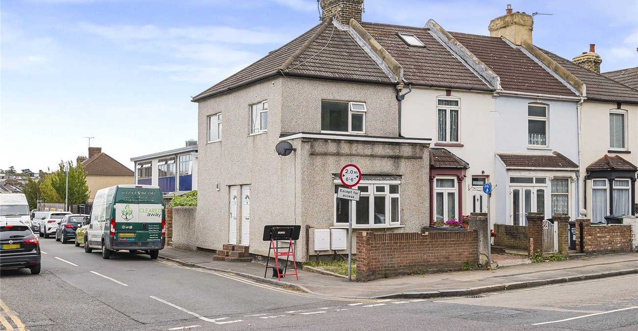 2 bedroom house for sale in Stone | Robinson Jackson