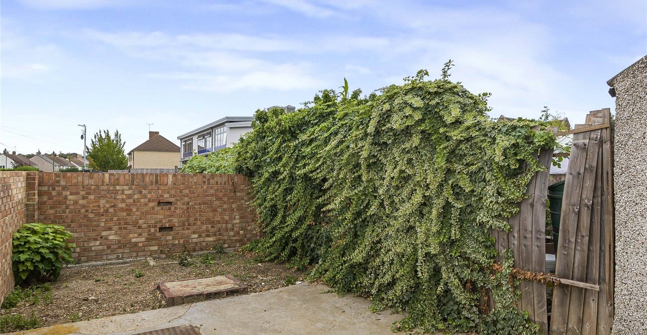2 bedroom house for sale in Stone | Robinson Jackson