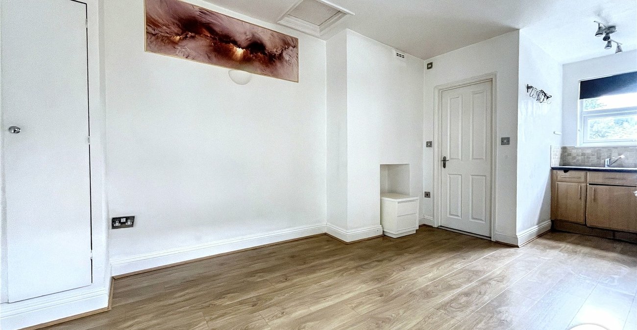 1 bedroom property for sale in Strood | Robinson Michael & Jackson