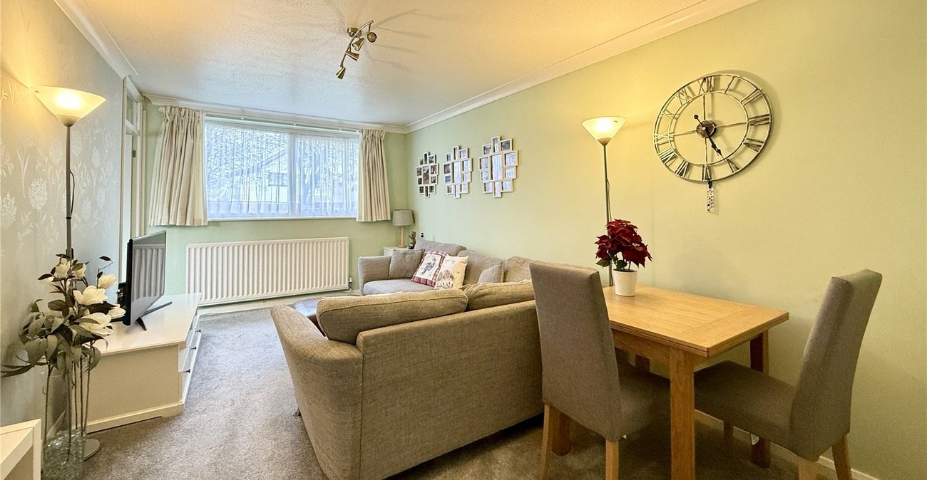 2 bedroom property for sale in Swanley | Robinson Jackson