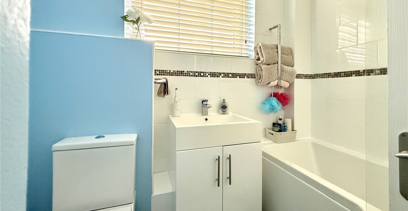 2 bedroom property for sale in Swanley | Robinson Jackson