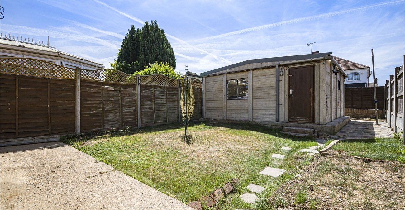 3 bedroom house for sale in Swanley | Robinson Jackson