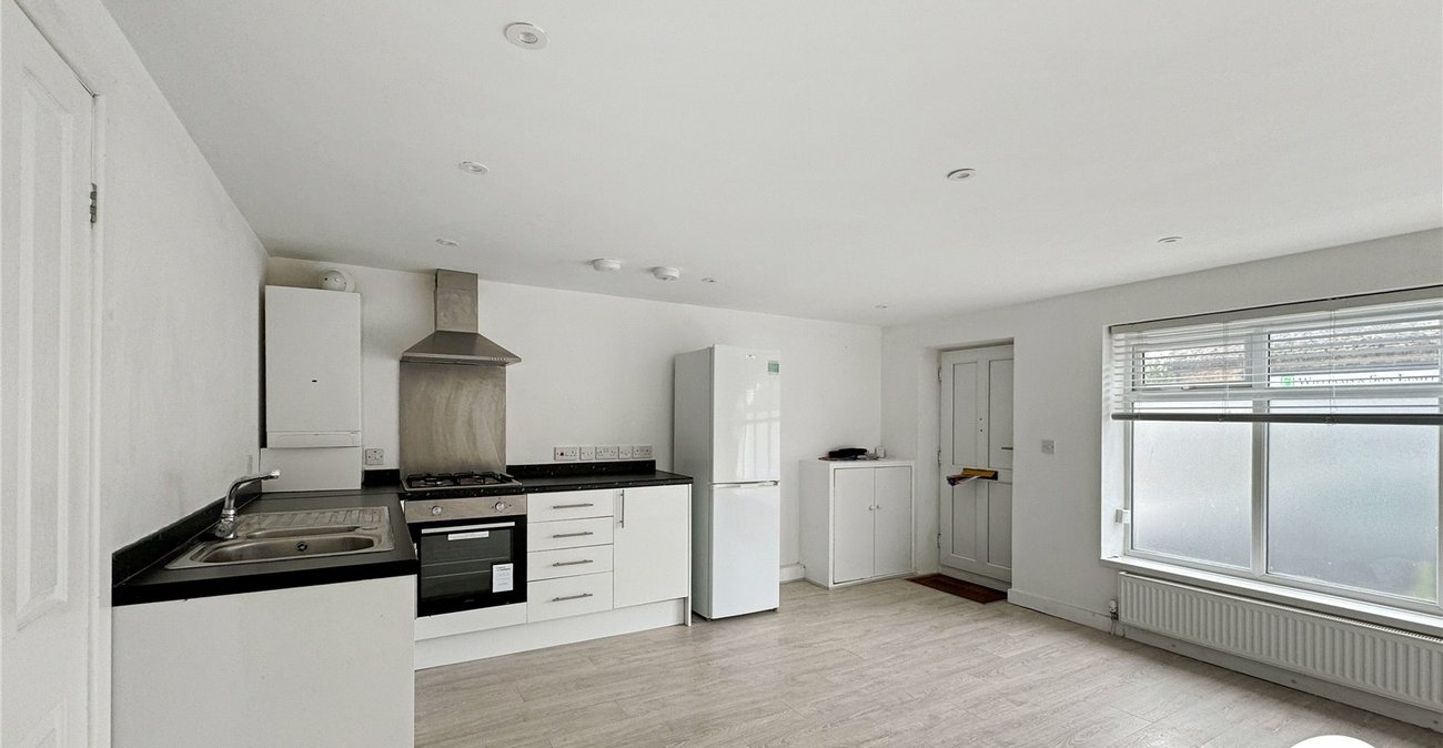 1 bedroom property for sale in Teynham | Robinson Michael & Jackson