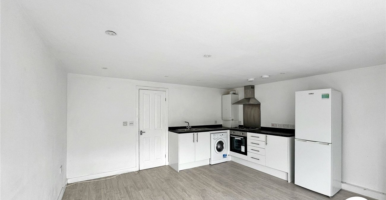 1 bedroom property for sale in Teynham | Robinson Michael & Jackson